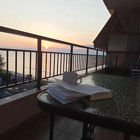 Studio Just On The Beach Apartment Paralia Katerinis