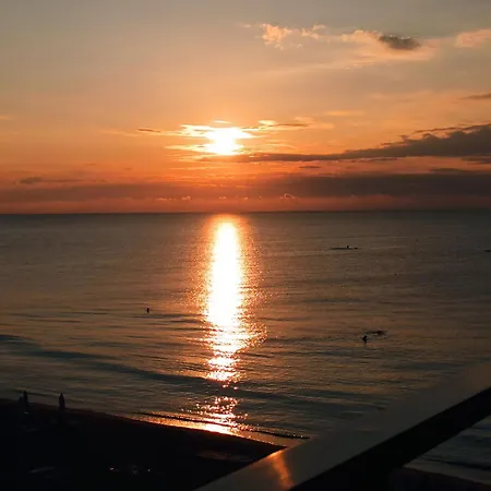 شقة Just On The *