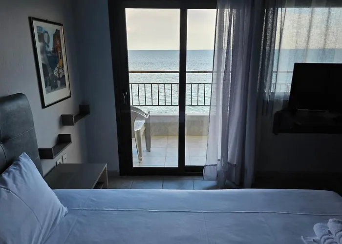 Just On The Lejlighed Paralía