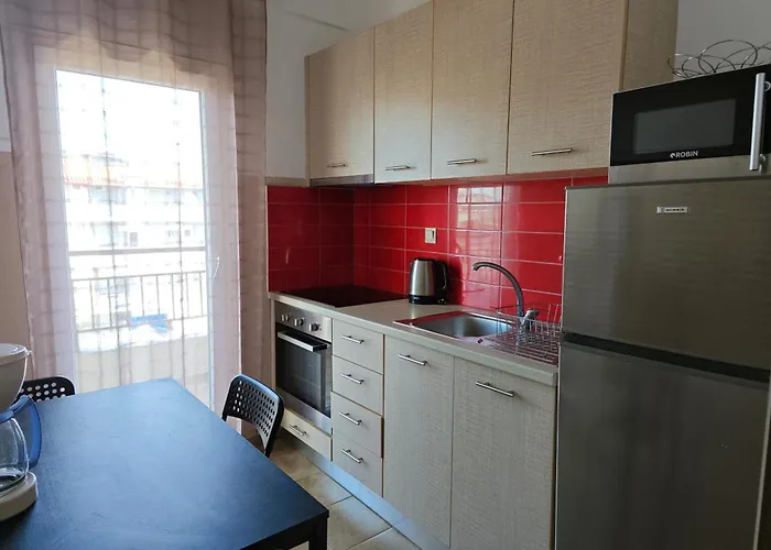 Studio Just On The Beach Apartment