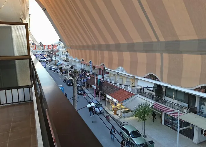 Just On The Paralía