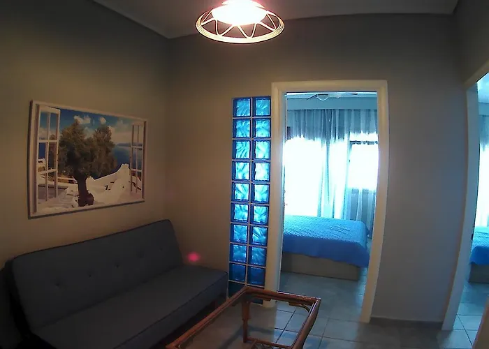 Just On The Paralía